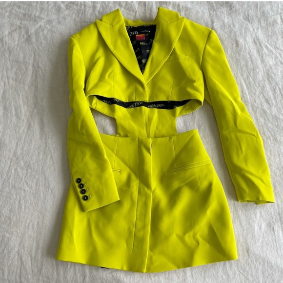 Zara cut out blazer dress bloggers fav - Picture 2 of 12